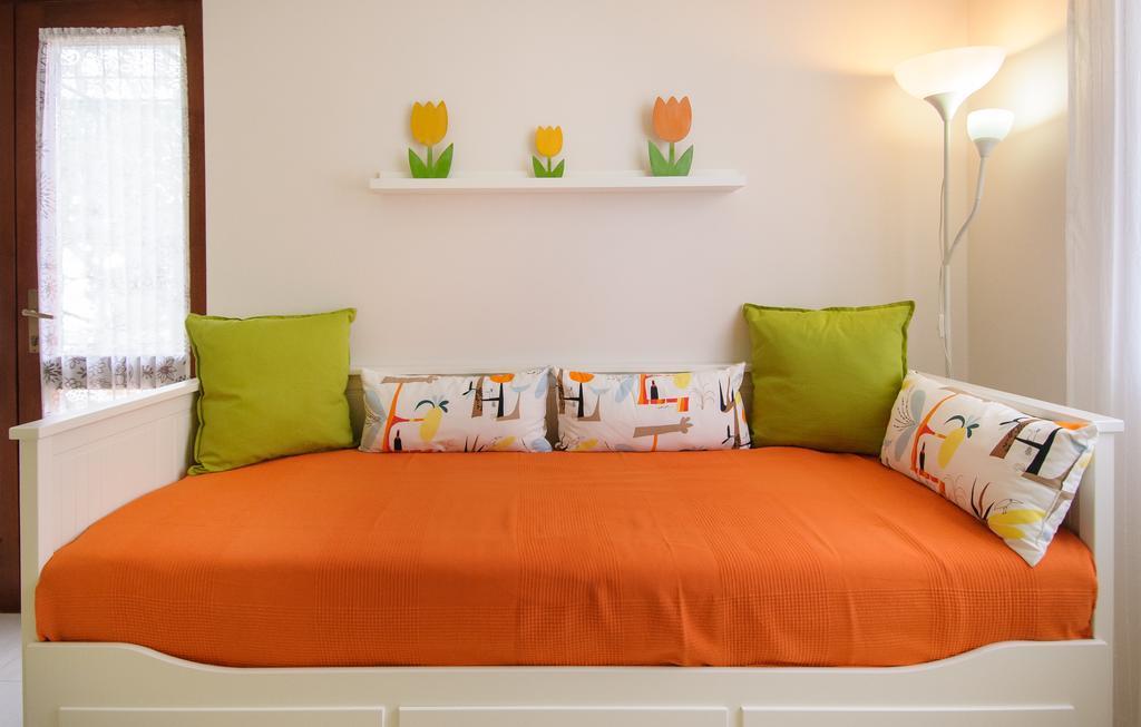 פורץ Studio And Apartment Nadia With Garden מראה חיצוני תמונה